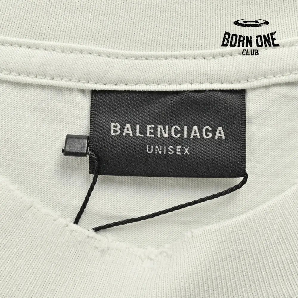 Balenciaga Distressed Logo T-Shirt in White Camiseta T-shirt