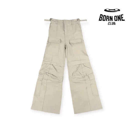 Balenciaga Flared Cargo Pants in Beige Calça