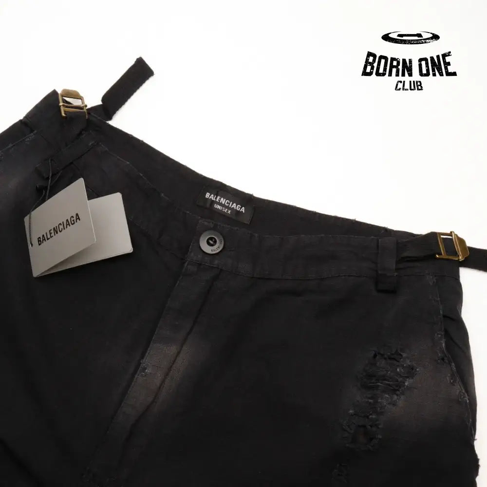 Balenciaga Large Cargo Pants in Black Calça Jeans