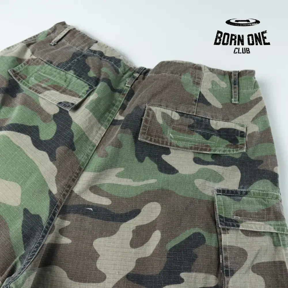 Balenciaga Large Cargo Pants in Dark Green Calça