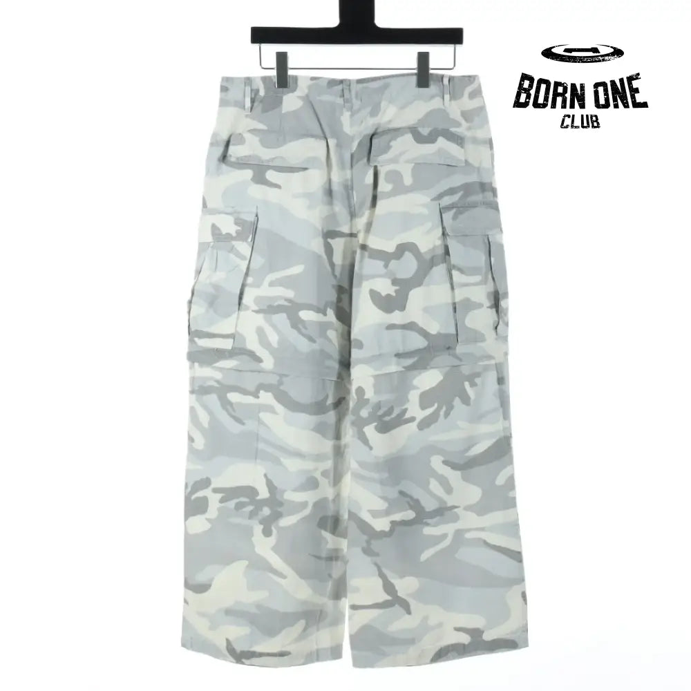 Balenciaga Large Cargo Pants in Light Grey Calça