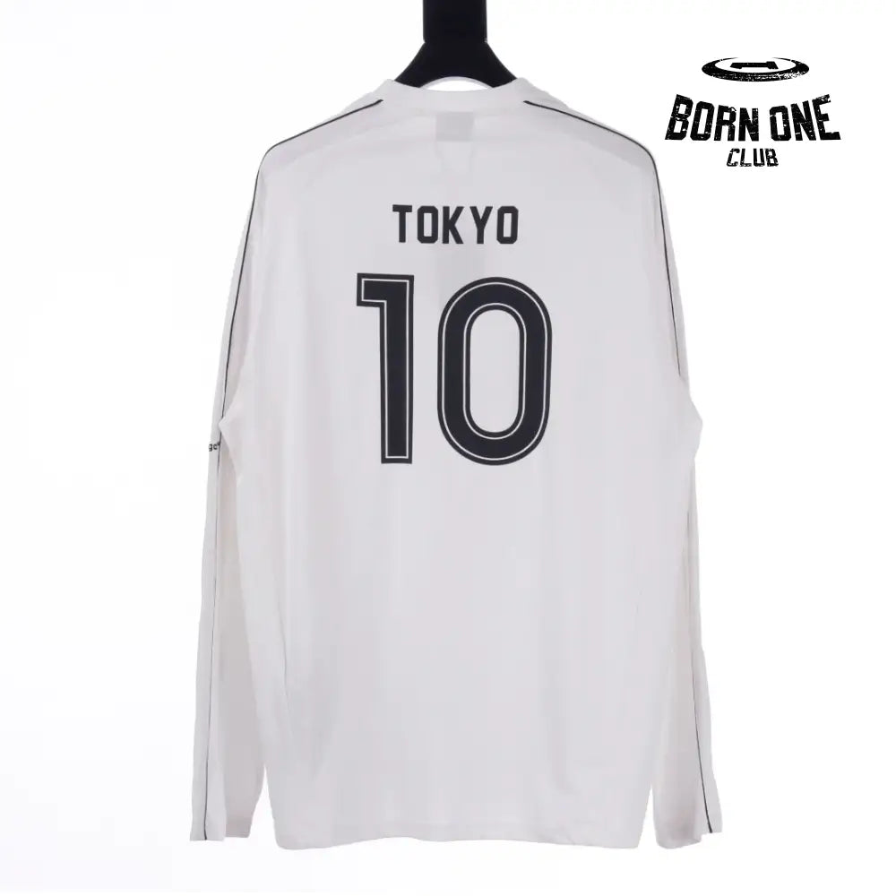 Balenciaga Paris Soccer Long Sleeve Oversized T-Shirt in White Camiseta