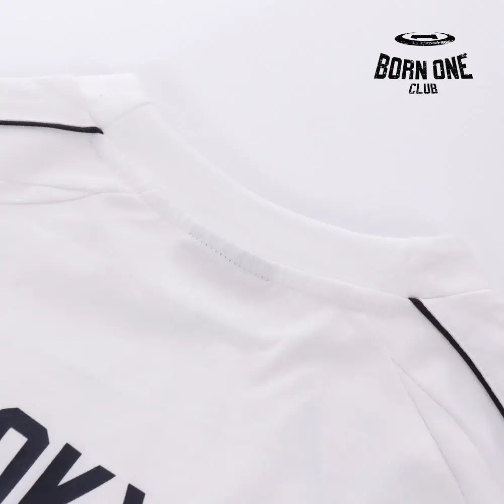 Balenciaga Paris Soccer Long Sleeve Oversized T-Shirt in White Camiseta