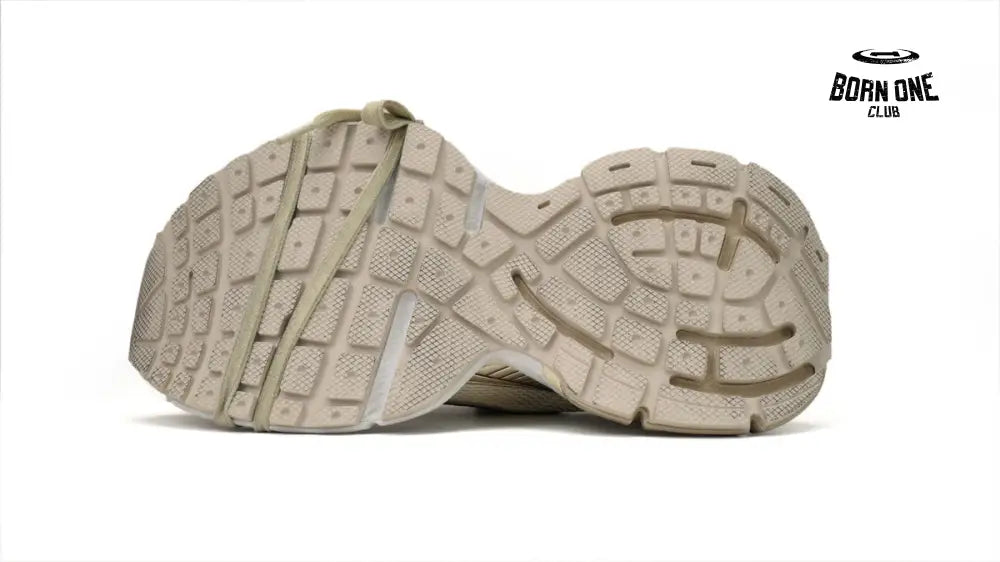 Balenciaga Pla Tinum 3XL