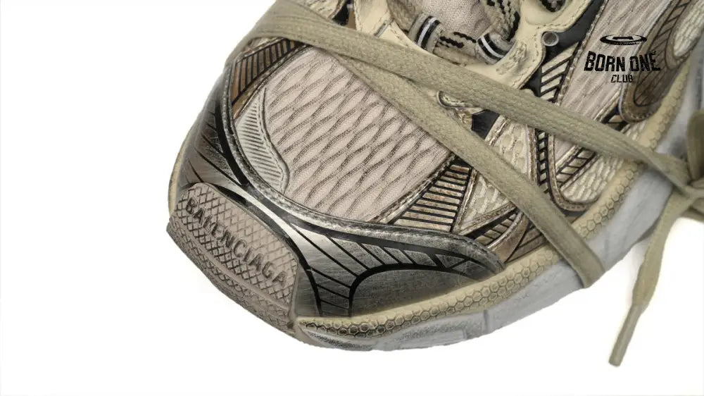 Balenciaga Pla Tinum 3XL