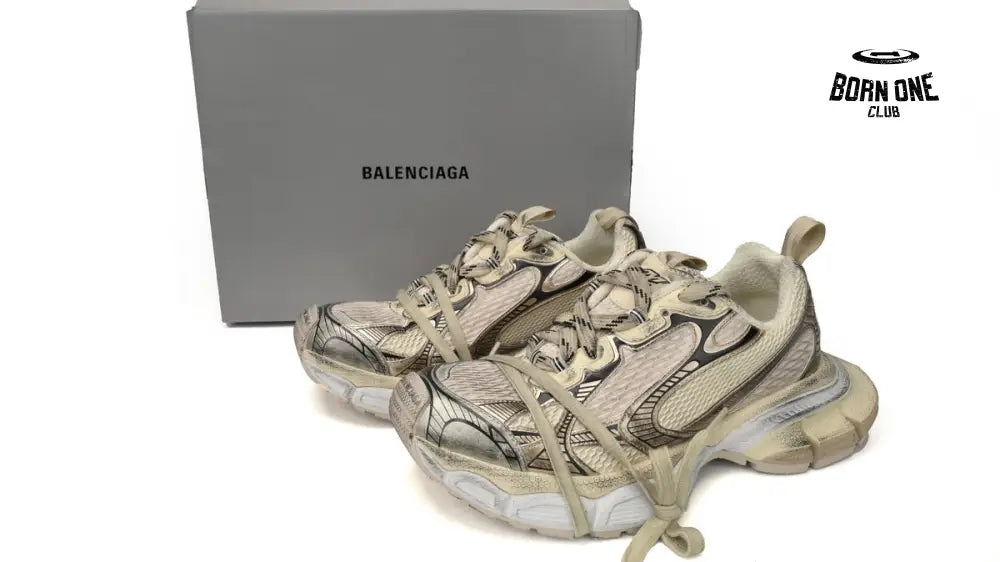 Balenciaga Pla Tinum 3XL
