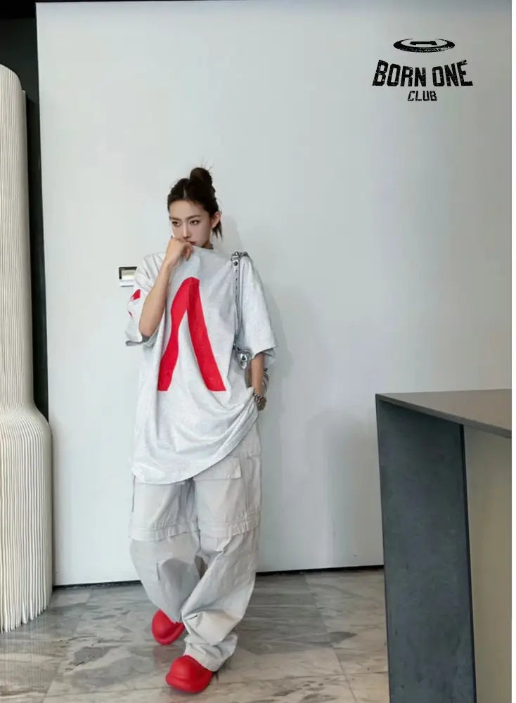 Balenciaga Red Logo Graphic T-Shirt (Gray) Camiseta T-shirt