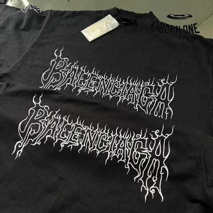 Balenciaga T-shirt with Gothic Flame Logo Camiseta T-shirt