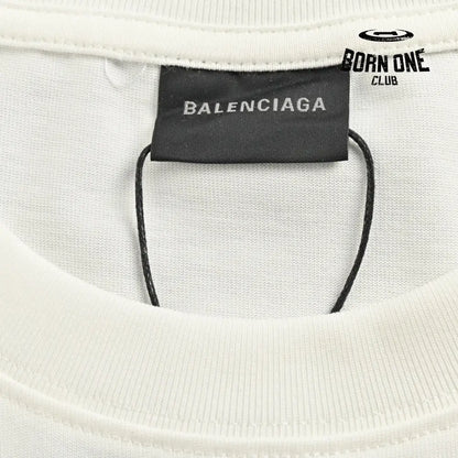 Balenciaga White T-Shirt with Paris Graphic Camiseta T-shirt