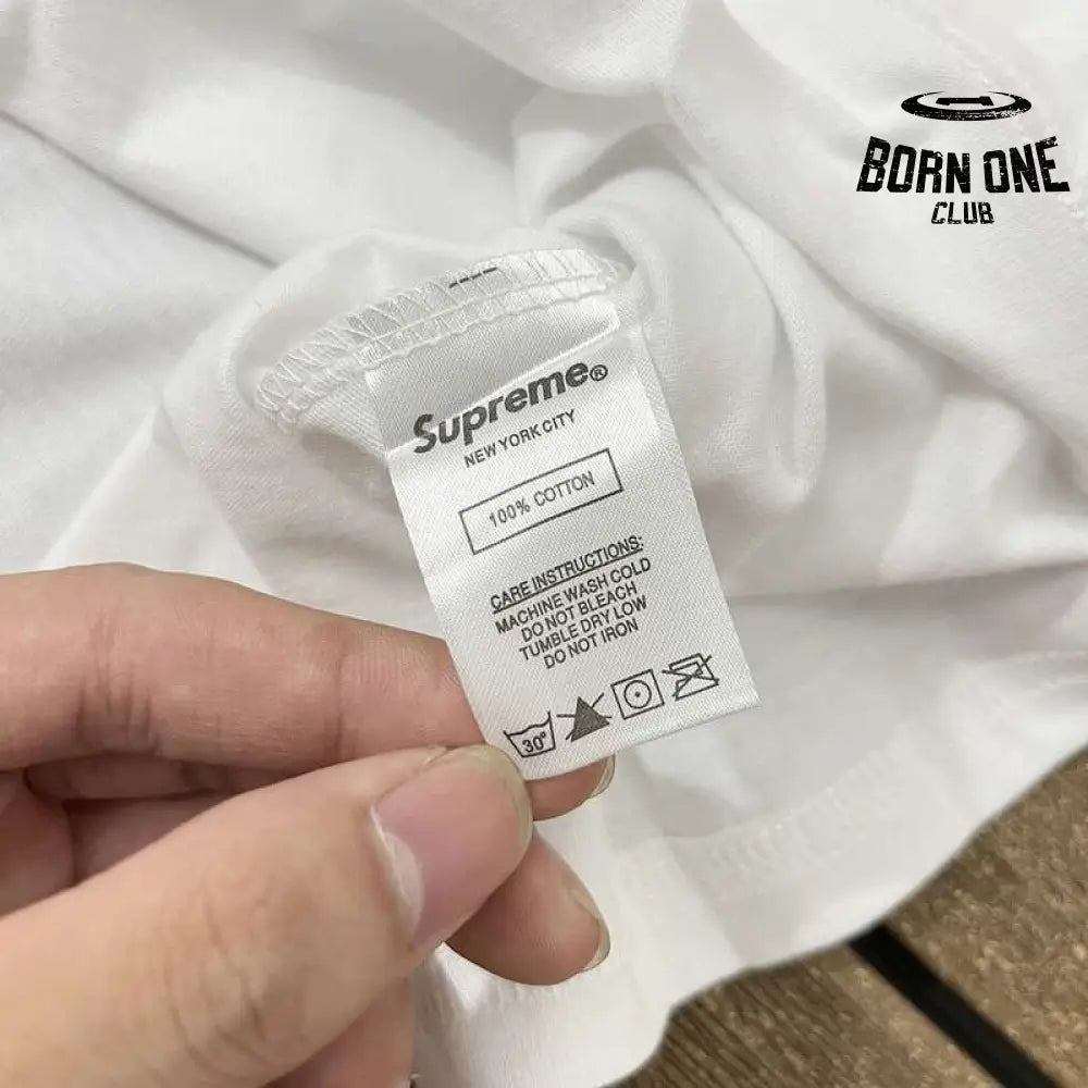 Camiseta Supreme x Takashi Murakami
