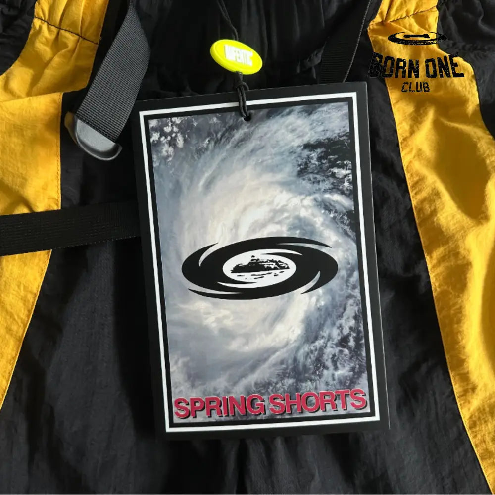 Bermuda Corteiz Alcatraz Sun & Rain Black & Yellow