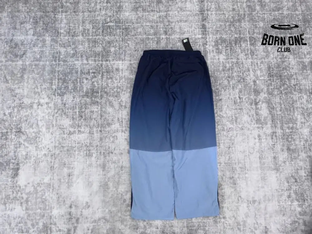 Conjunto Supreme x Umbro Gradient Track Navy