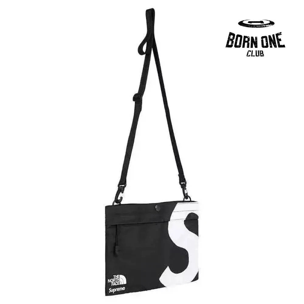 Bolsa Supreme x The North Face