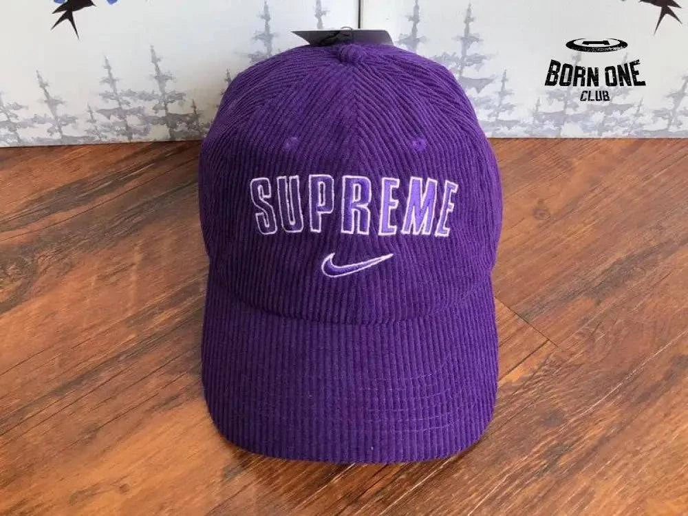 Boné Supreme x Nike Arc