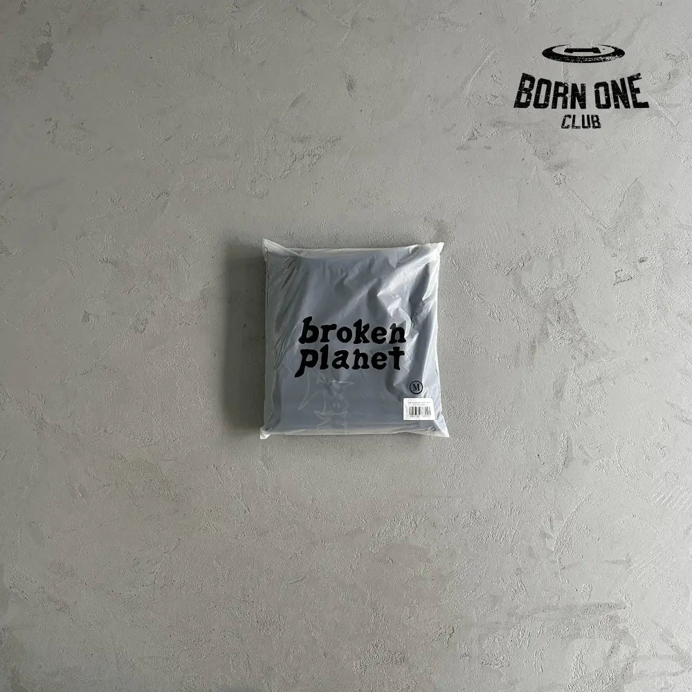 Broken Planet Beware Soot Black set