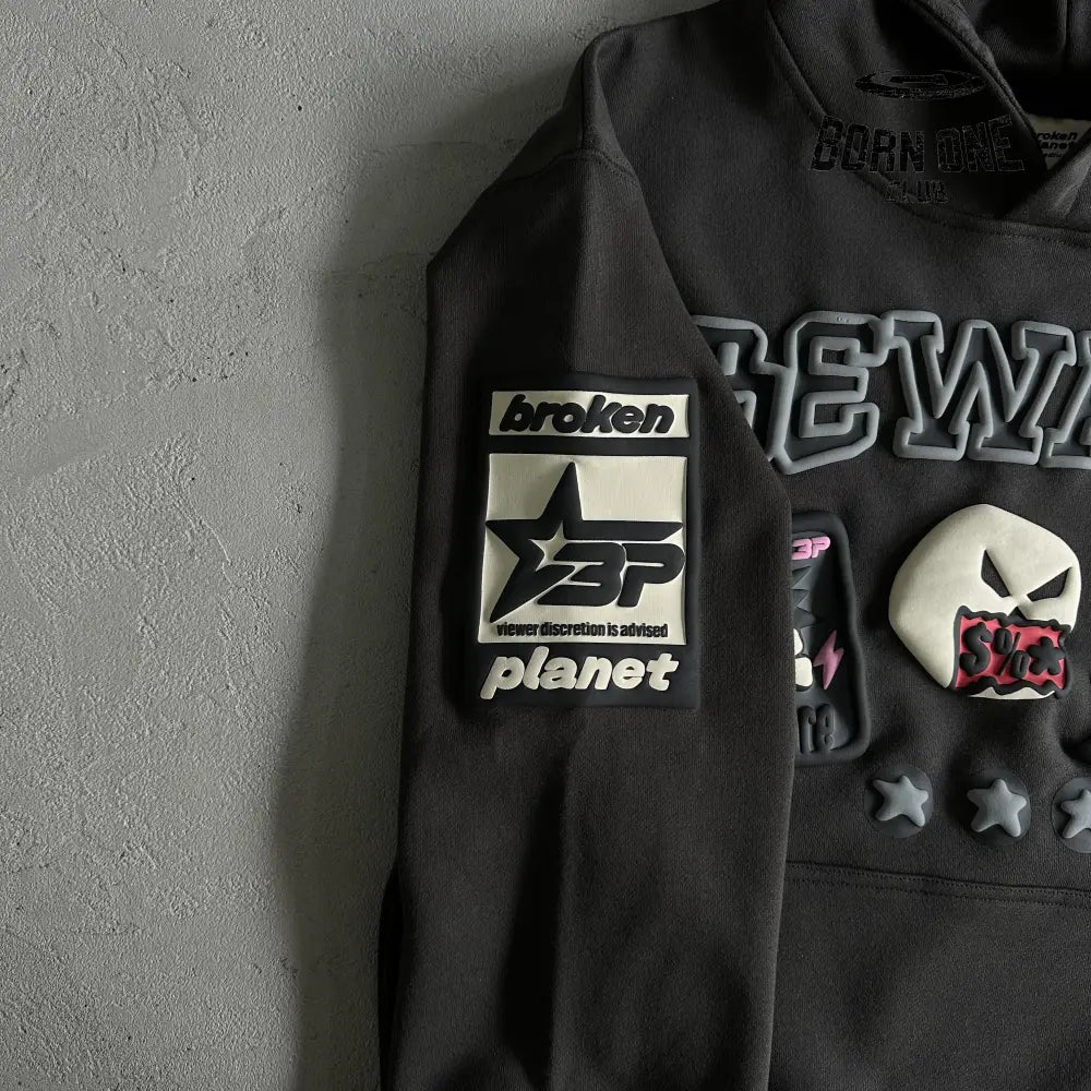 Broken Planet Beware Soot Black set