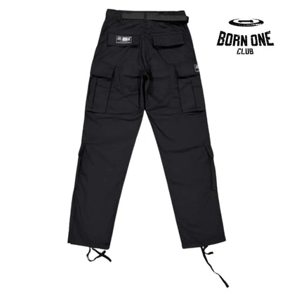 Calça Corteiz Black to Black Logo Cargo
