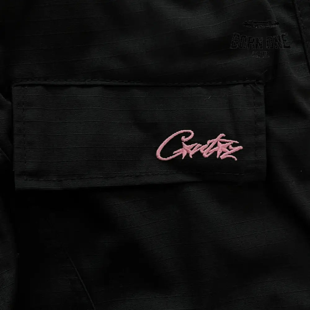 Calça Corteiz Black With Pink Logo Cargos