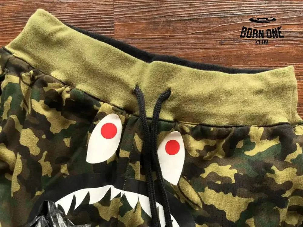 Calça Dulpa Face BAPE x OVO