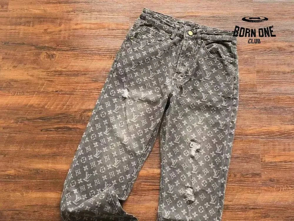 Calça Louis Vuitton Distressed Baggy Monogram Jeans