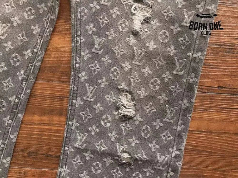 Calça Louis Vuitton Distressed Baggy Monogram Jeans