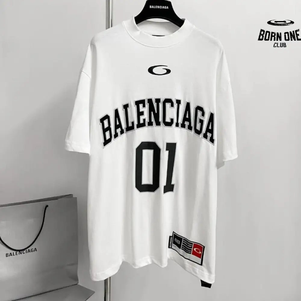Camiseta Balenciaga Basketball Series Branco