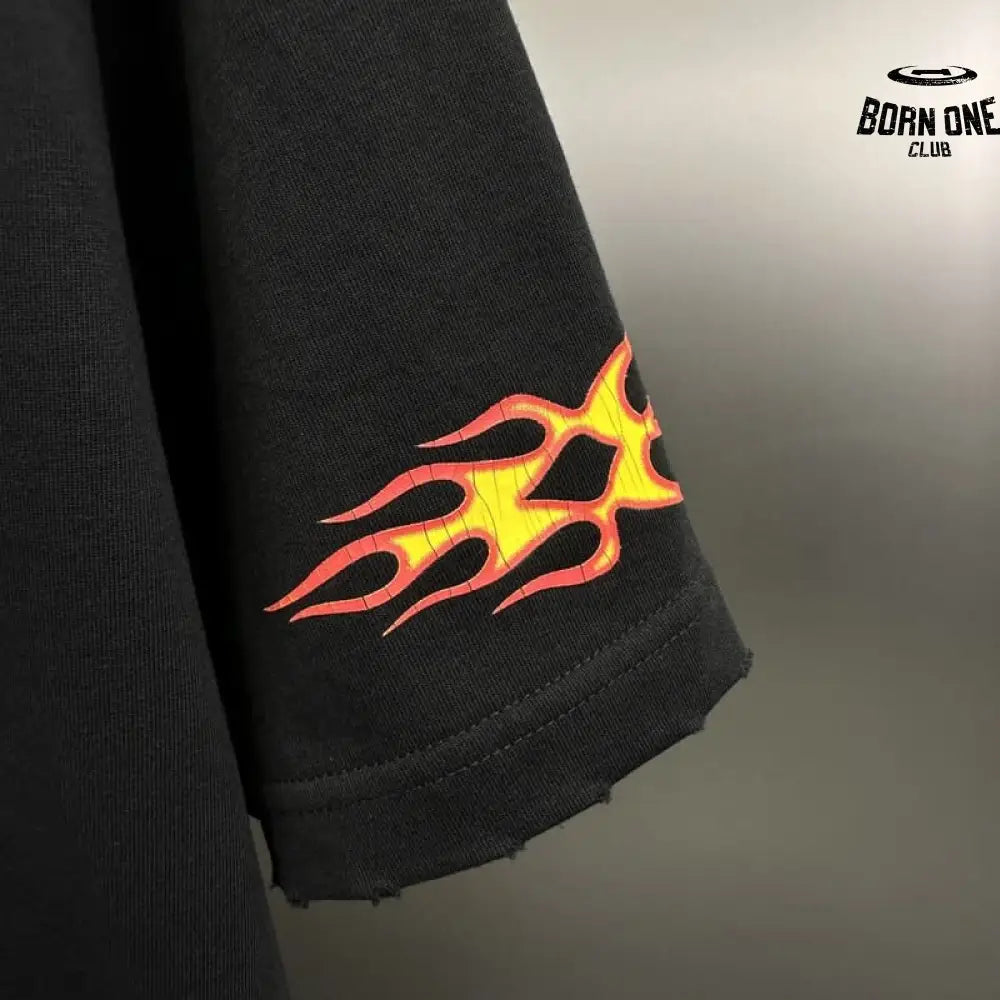 Camiseta Balenciaga Burning Unity