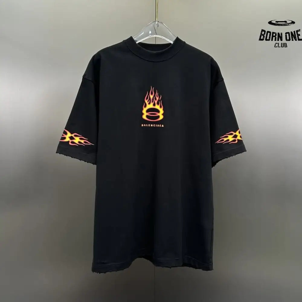 Camiseta Balenciaga Burning Unity