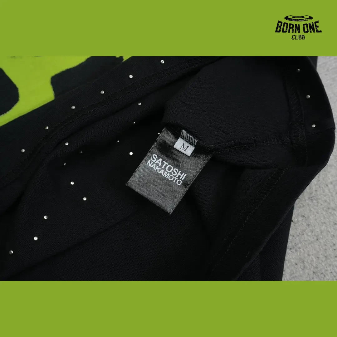 Camiseta Satoshi Nakamoto Green Hands Rhinestone Tee Black
