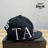 Cap Trapstar Script Fitted Boné