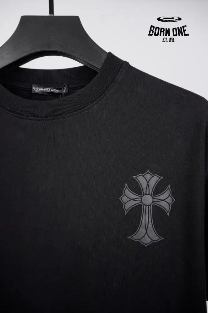 Chrome Heart Corss Outline T-Shirt in Black Camista