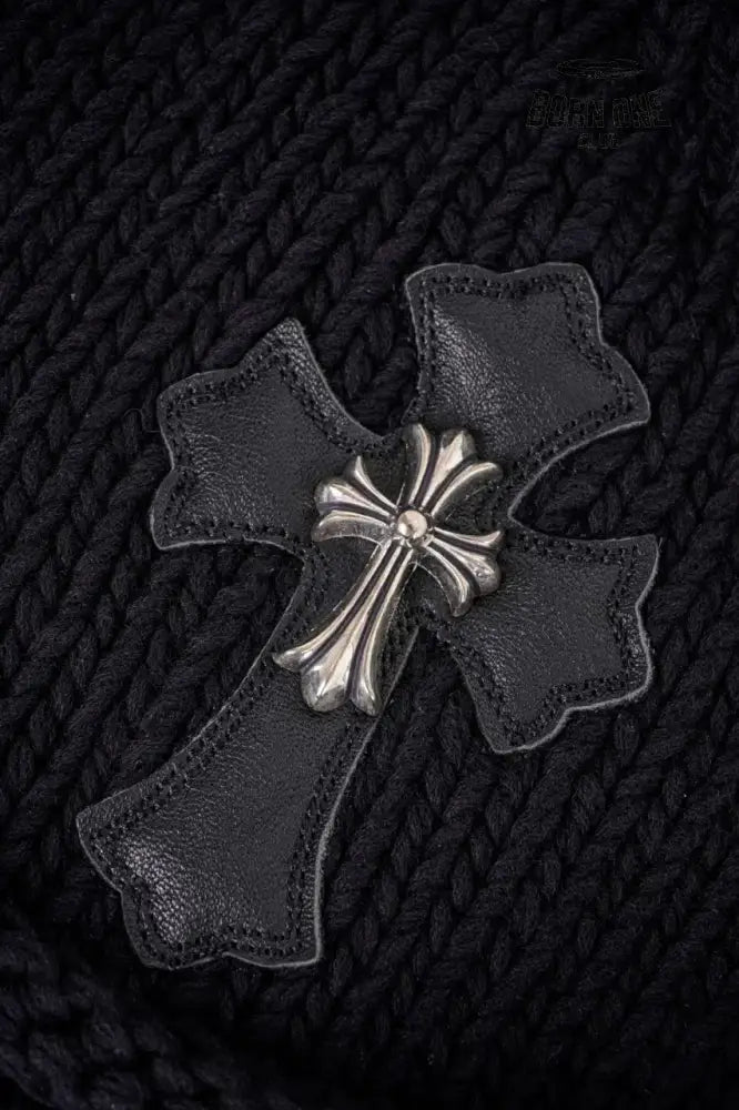 Chrome Heart Cross Beanie in Black Touca One Size