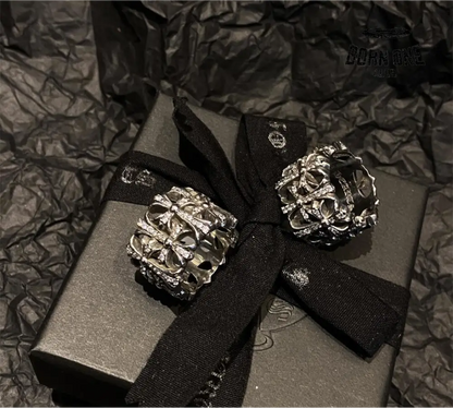 CHROME HEARTS Cemetery Ring Prata 925 & Zircônia Anel