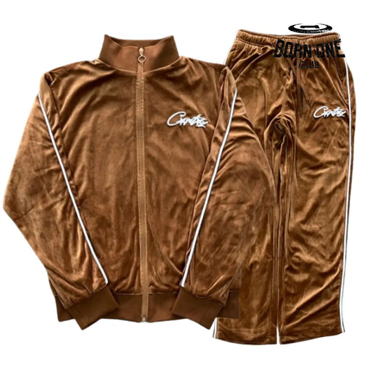 Conjunto Corteiz Velor Track Set Brown P