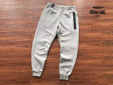 Conjunto Nike Tech Fleece Cinza Jaqueta e Calça