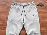Conjunto Nike Tech Fleece Cinza Jaqueta e Calça