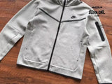 Conjunto Nike Tech Fleece Cinza Jaqueta e Calça
