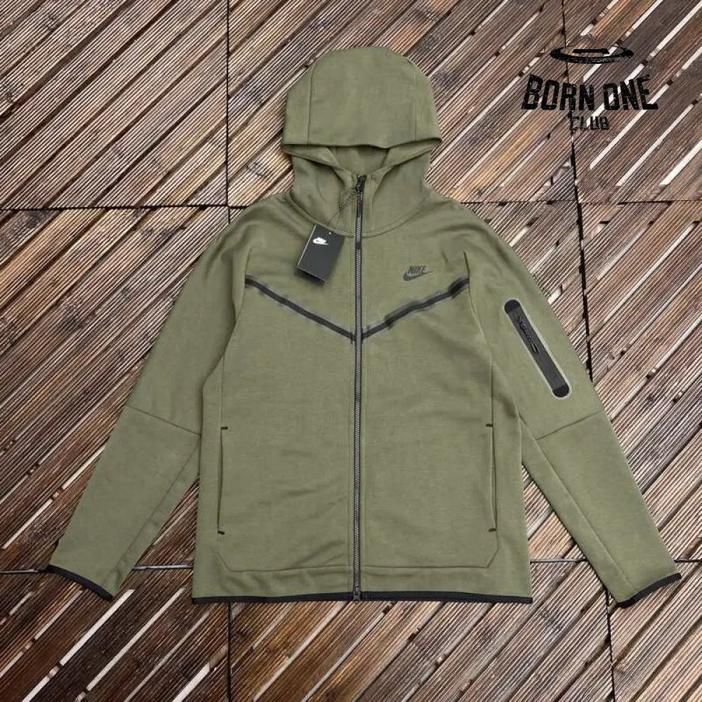 Conjunto Nike Tech Fleece Rough Green Black Jaqueta e Calça
