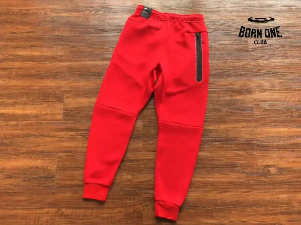 Conjunto Nike Tech Fleece Vermelho Jaqueta e Calça