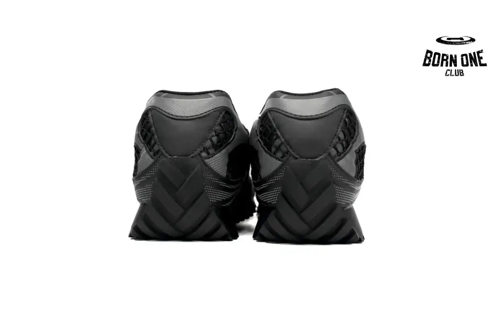 Bottega Veneta Orbit Black