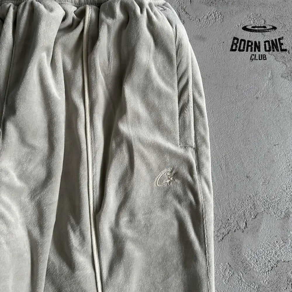 Conjunto Corteiz Veludo Cinza