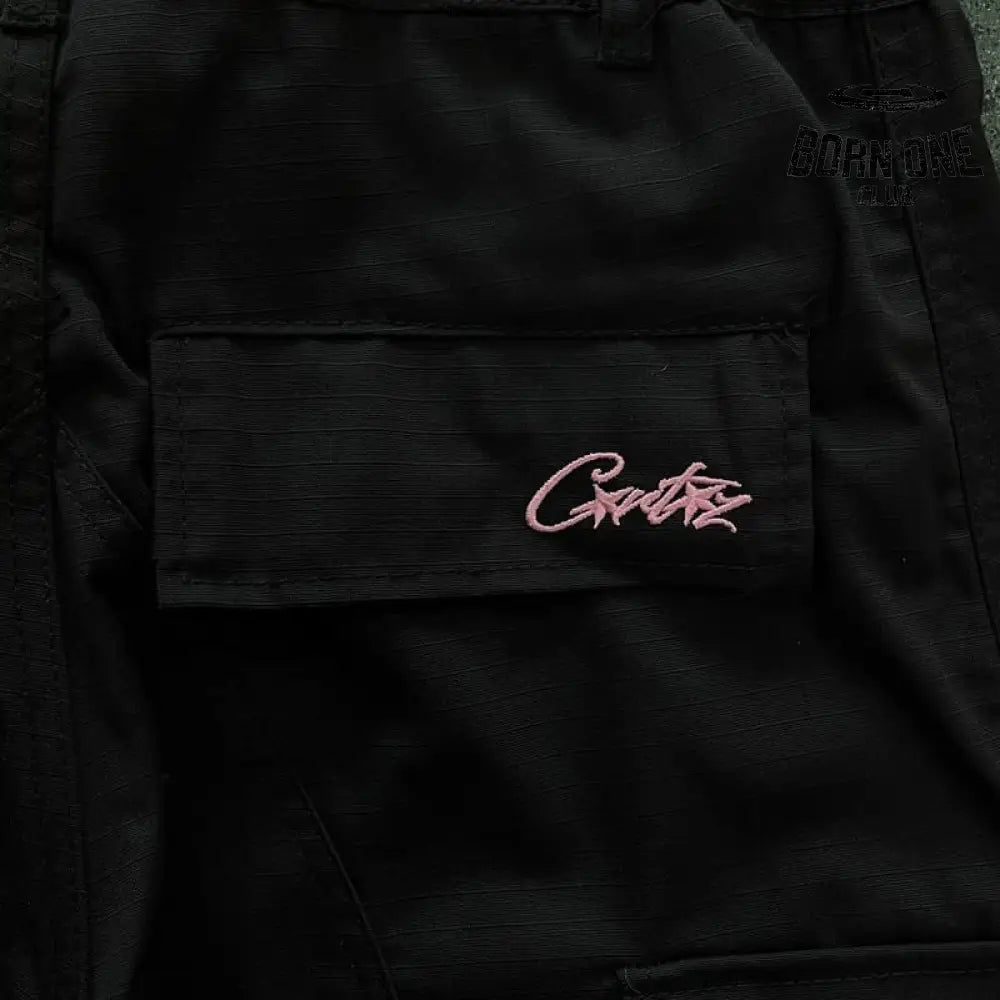 Calça Corteiz Cargo Preta e Rosa