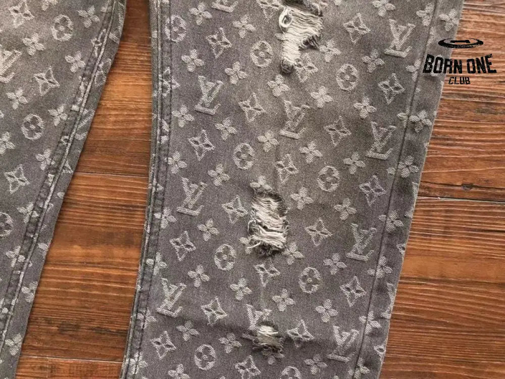 Calça Louis Vuitton Distressed Baggy Monogram Jeans