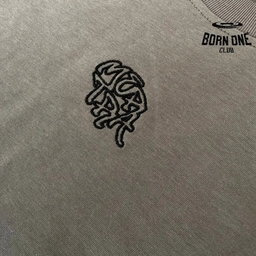 Camiseta Mertra Grey