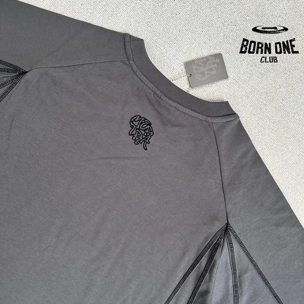 Camiseta Mertra Grey
