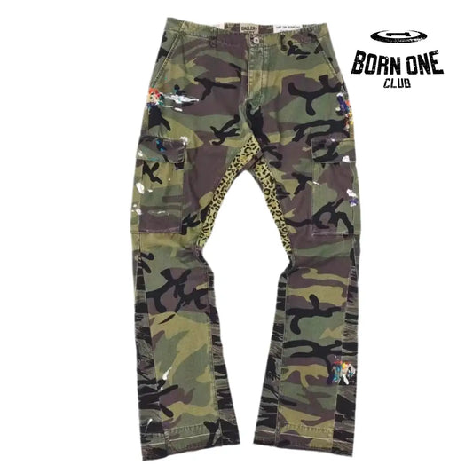 GALLERY DEPT CAMO FLARE PANTS Calça