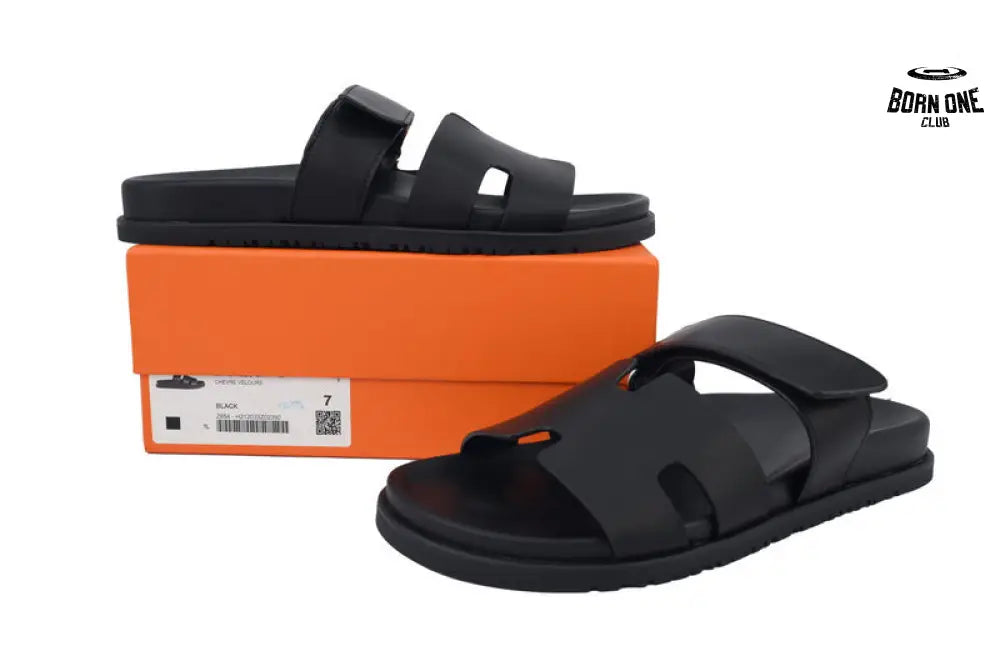 Hrms Slippers Black