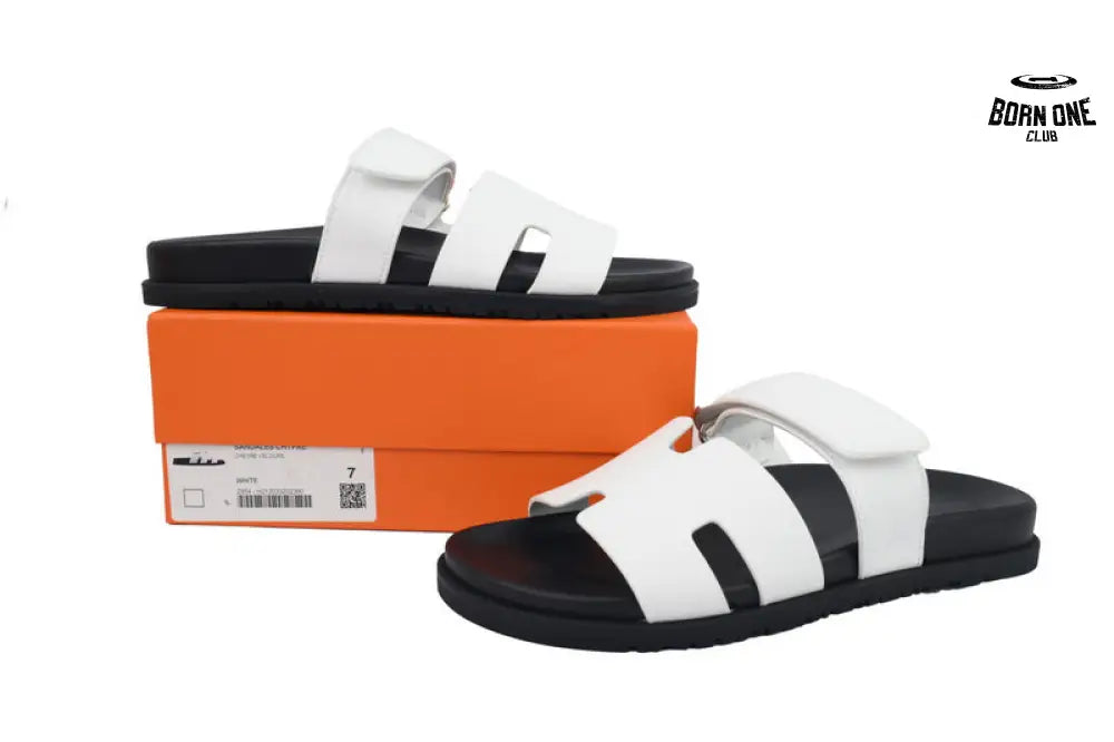 Hrms Slippers White