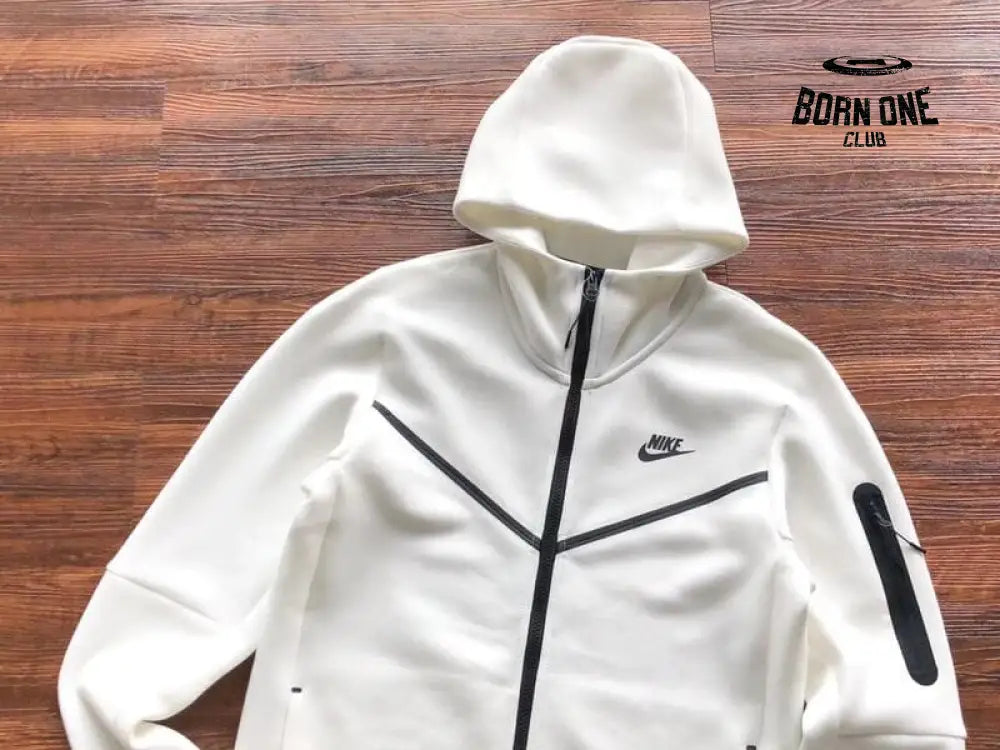 Jaqueta Nike Tech Fleece Branca