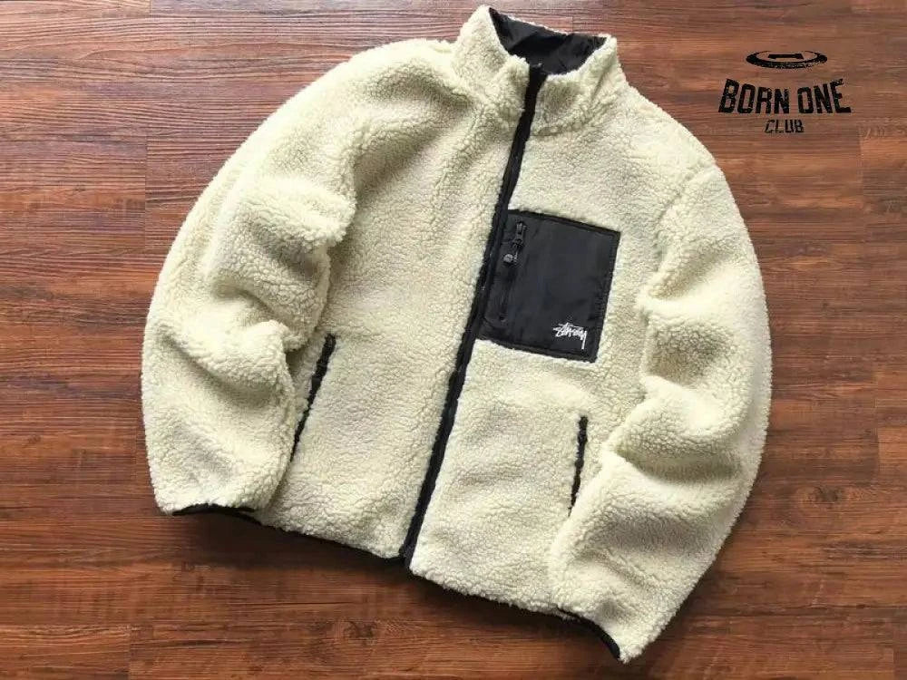 Jaqueta Stussy 8 Ball Sherpa Dupla Face